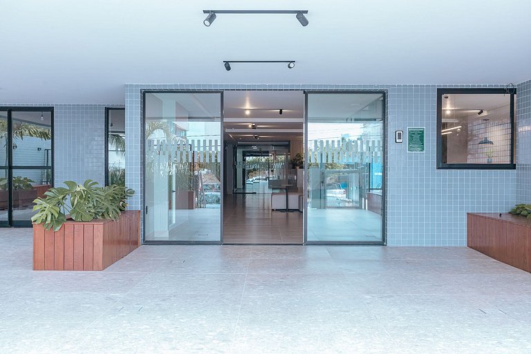 Studio moderno c/ piscina rooftop perto da praia