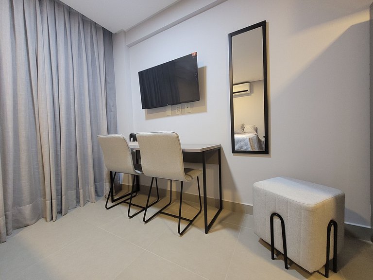 Flat Sensacional com Varanda 50m da Praia