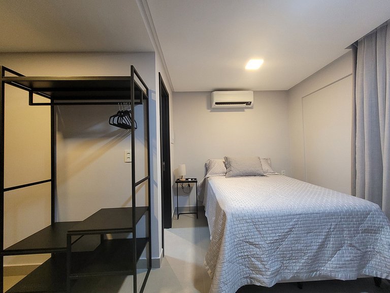 Flat Sensacional com Varanda 50m da Praia