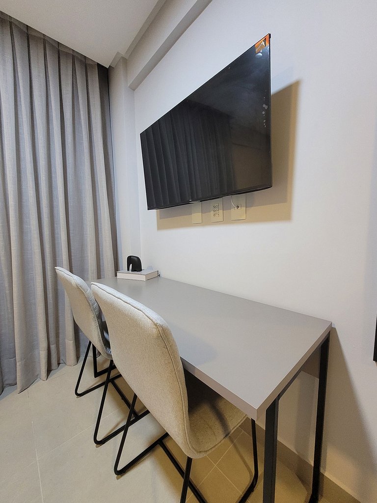 Flat Sensacional com Varanda 50m da Praia