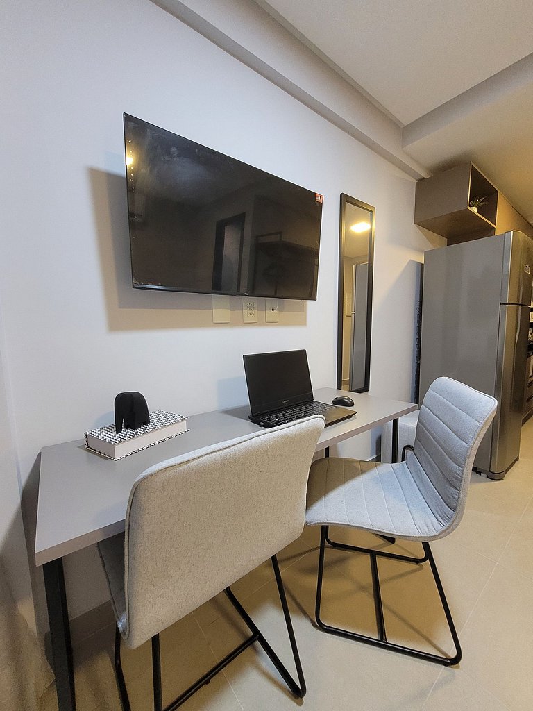 Flat Sensacional com Varanda 50m da Praia