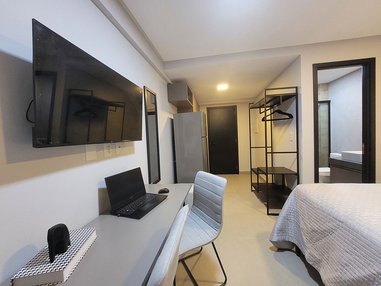 Flat Sensacional com Varanda 50m da Praia