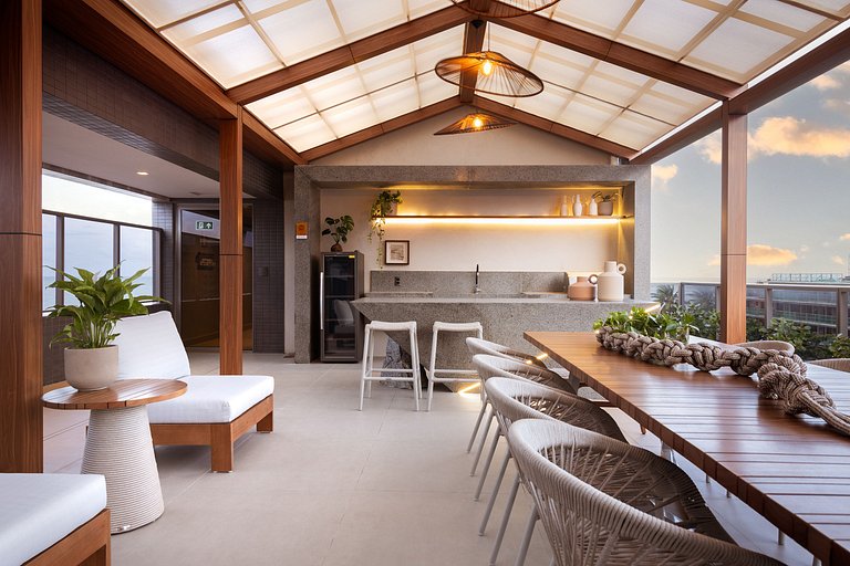 Flat Sensacional com Varanda 50m da Praia