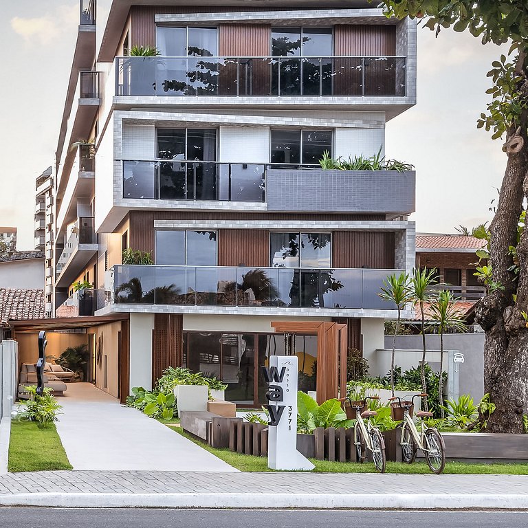 Lindo Flat com Varanda a 50m da praia