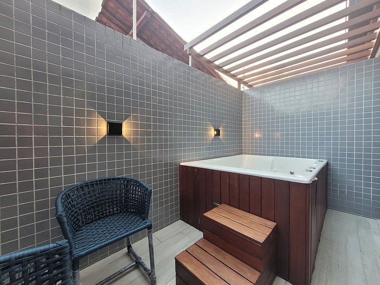 Flat com Jacuzzi Área Externa a 50m praia do Bessa