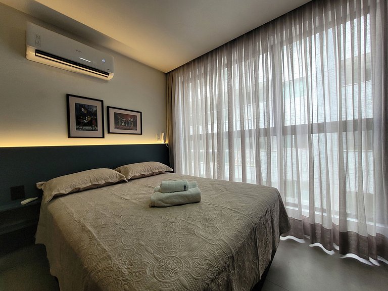 Aproveite o Rooftop com Piscina | A 50m da Praia