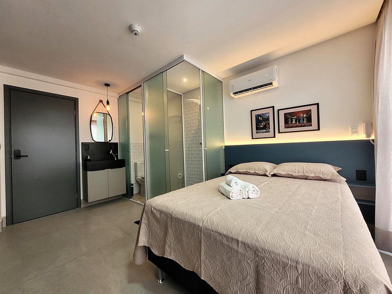 Aproveite o Rooftop com Piscina | A 50m da Praia