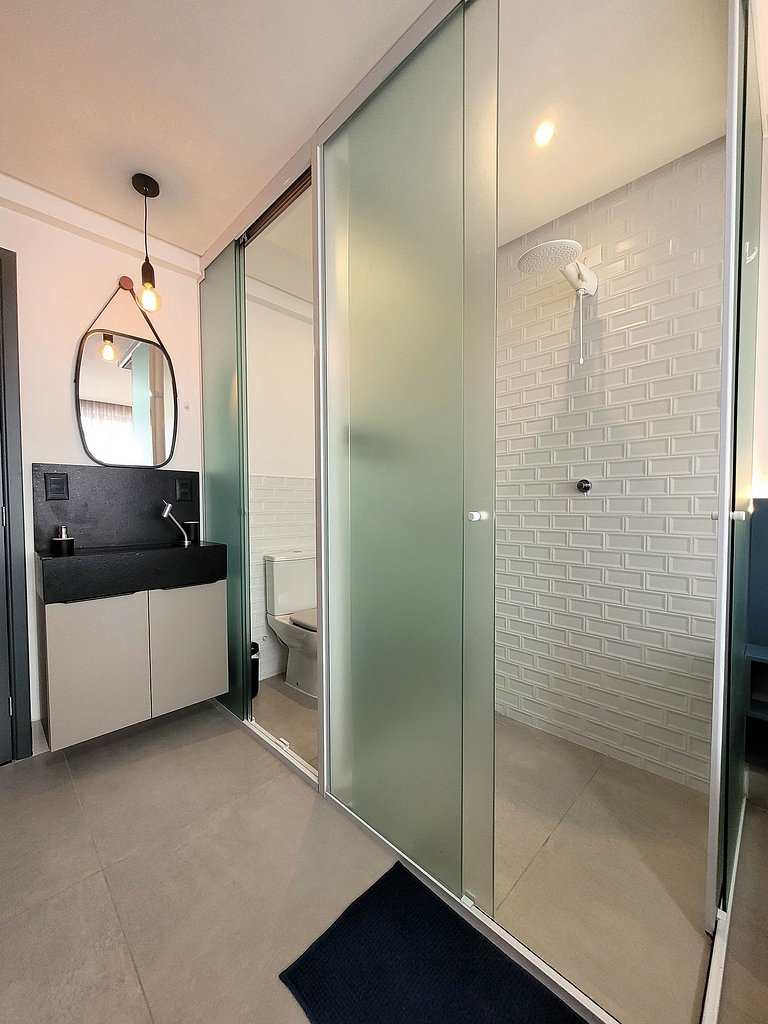 Aproveite o Rooftop com Piscina | A 50m da Praia