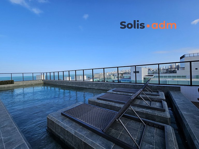 Rooftop com Piscina | A 50m da Praia