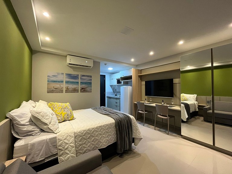 Apto com Varanda e Vista Mar no Beach Haus