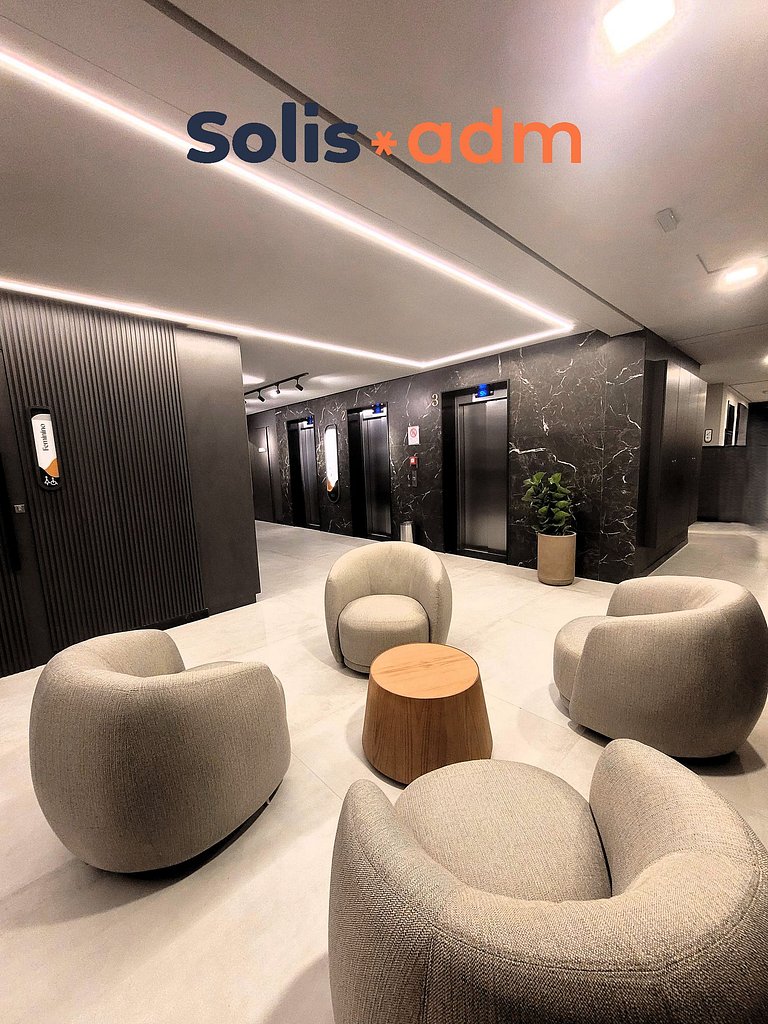 Flat à Beira-Mar com Varanda