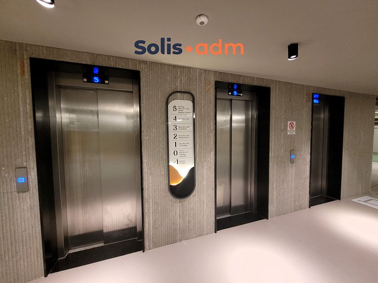 Flat à Beira-Mar com Varanda