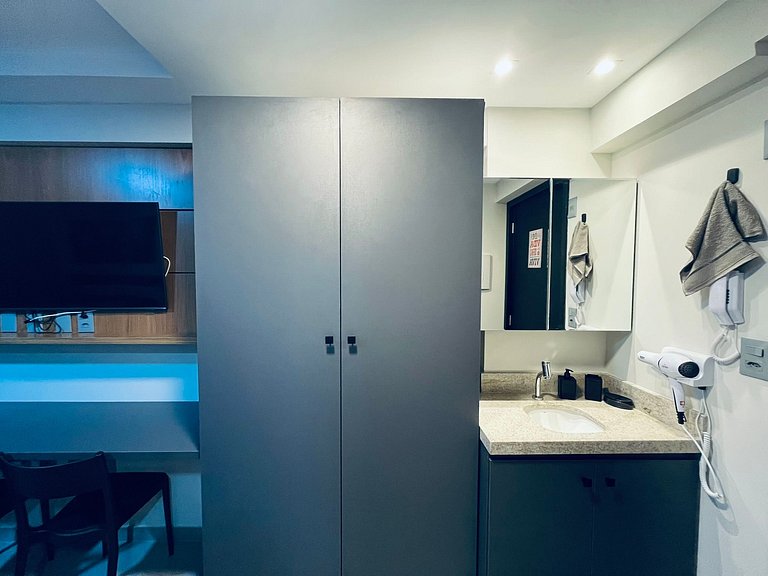 Apartamento Beira Mar Completo e Confortável