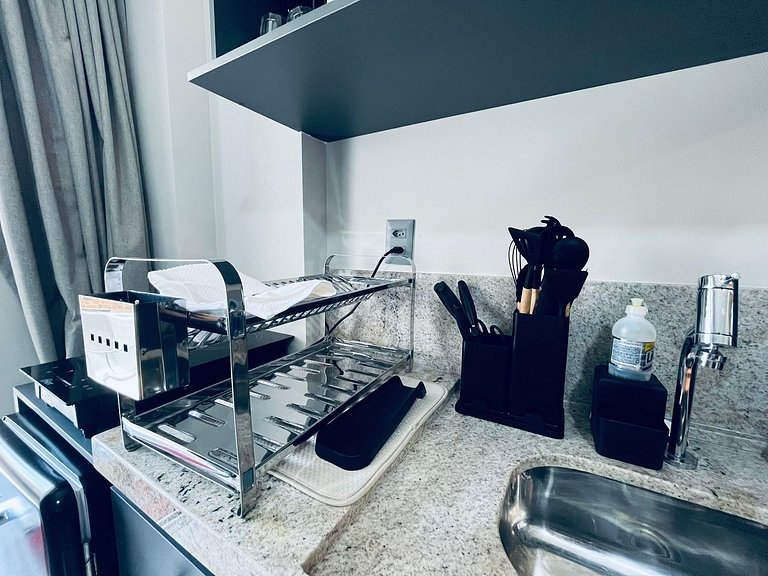 Apartamento completo e confortável. BH 121