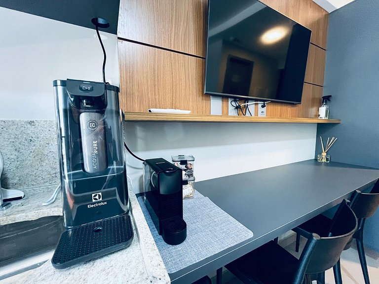 Apartamento Beira Mar Completo e Confortável
