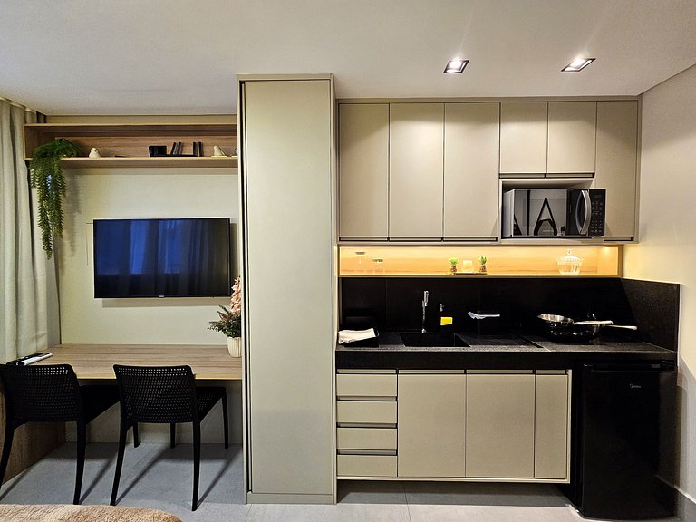 Studio perfeito para casal, poucos passos da praia
