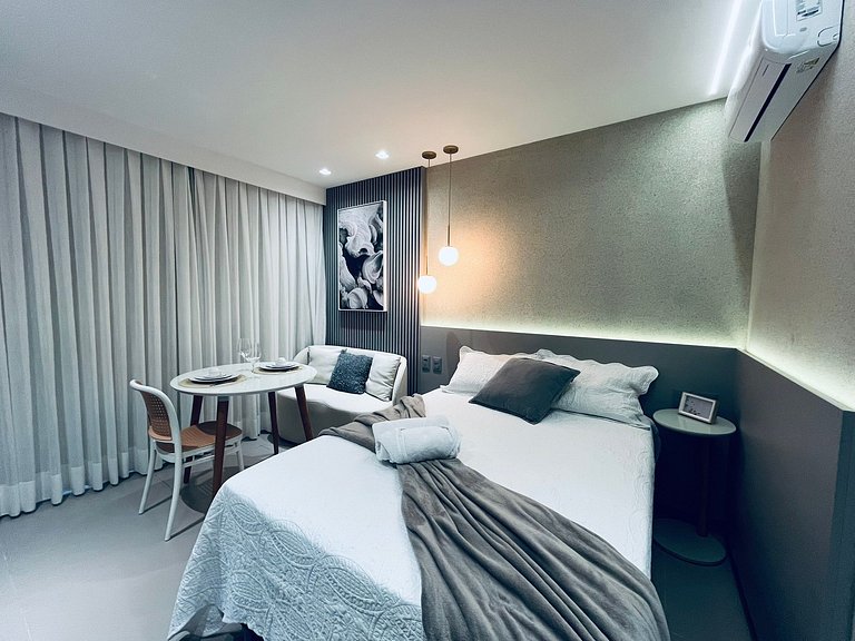 Lindo Studio à Beira Mar com Área Externa