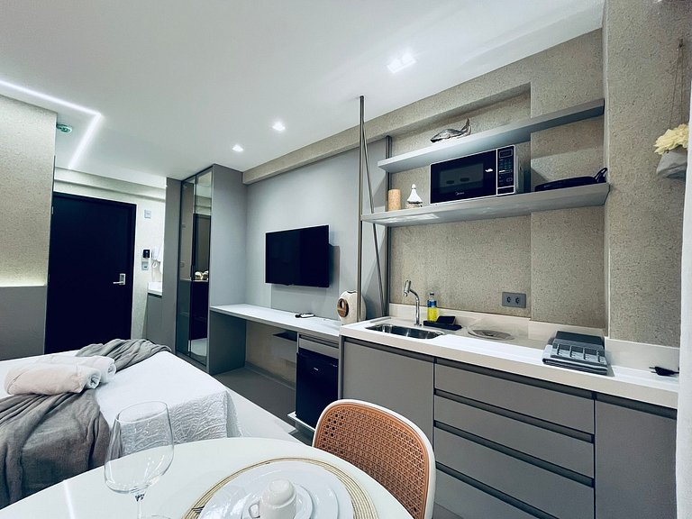 Lindo Studio à Beira Mar com Área Externa