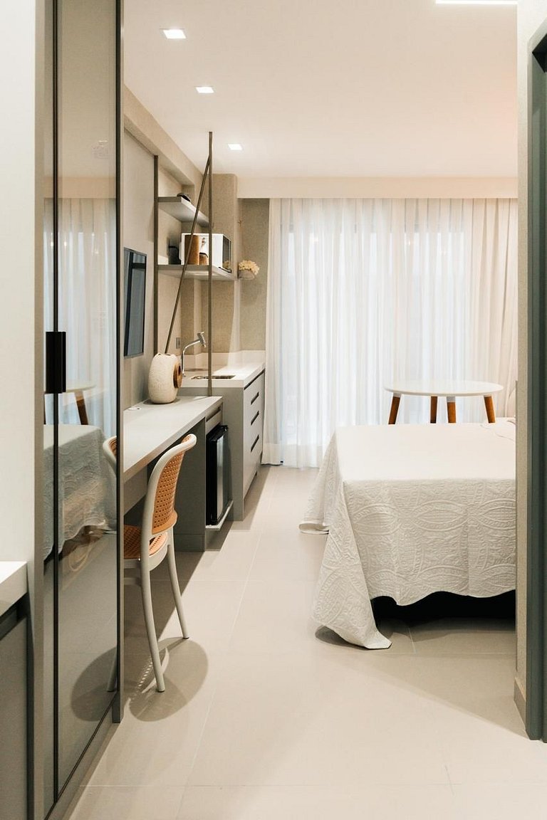 Lindo Studio à Beira Mar com Área Externa