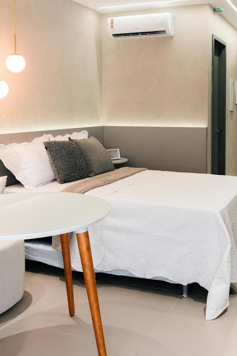 Lindo Studio à Beira Mar com Área Externa