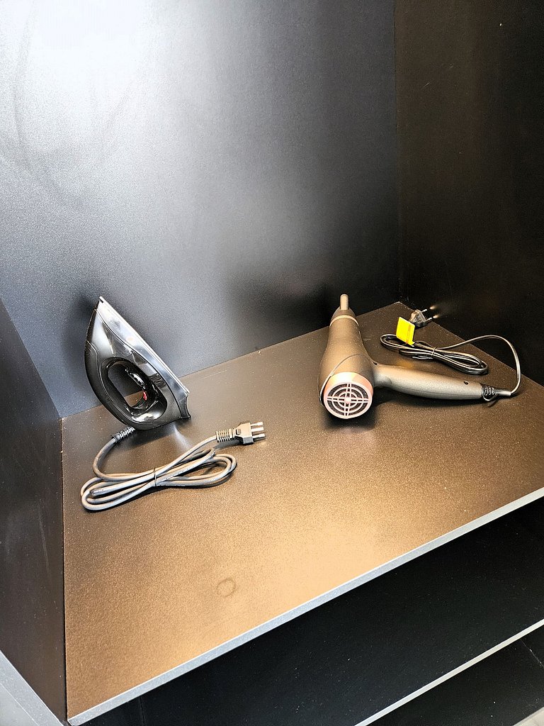 Studio moderno com cama king e muito conforto