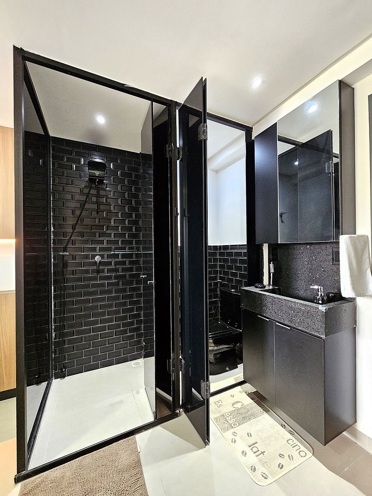 Studio moderno com cama king e muito conforto