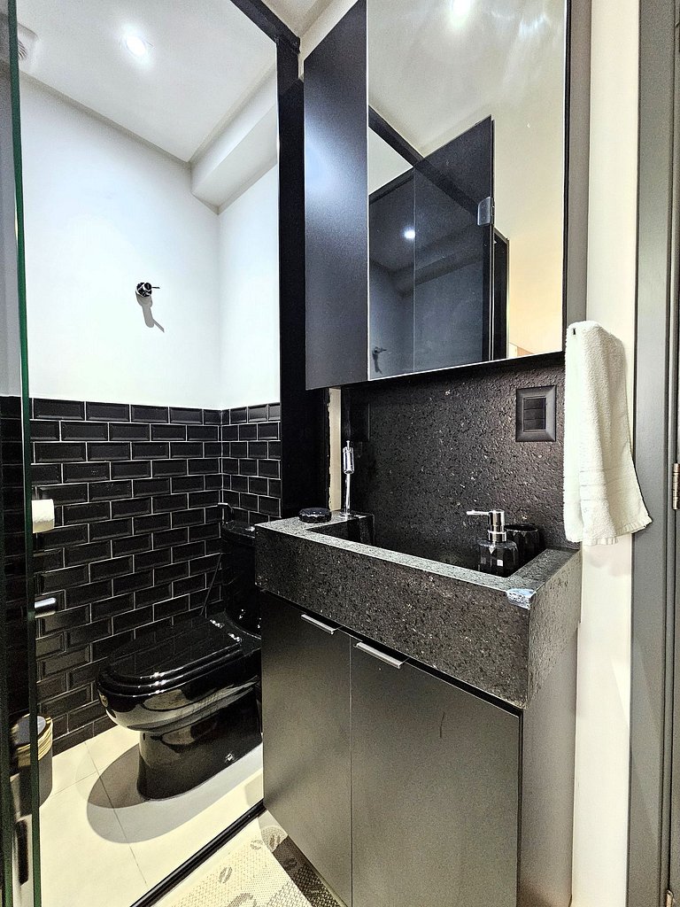 Studio moderno com cama king e muito conforto