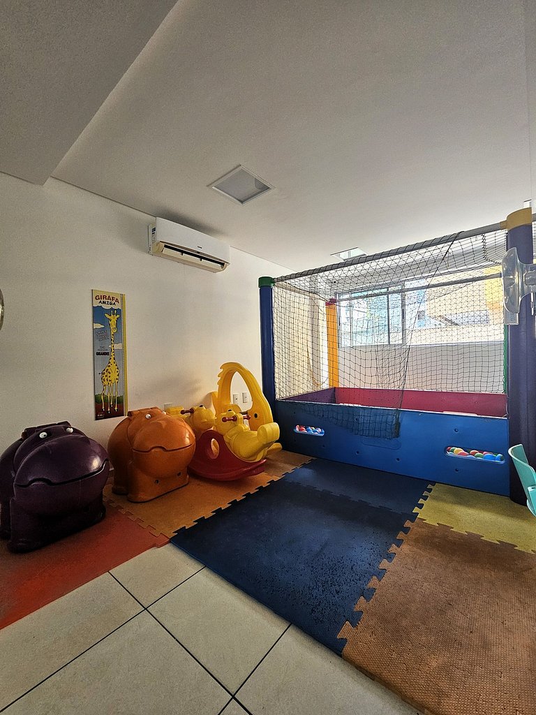 Apto 2 Quartos 50m da praia para famílias