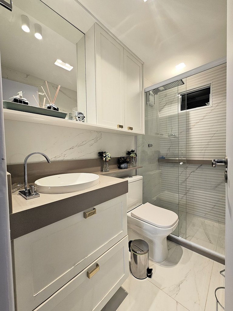 Apartamento Elegante 2 Quartos 50m da Praia