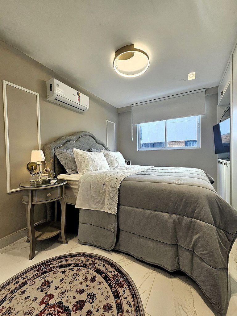 Apartamento Elegante 2 Quartos 50m da Praia