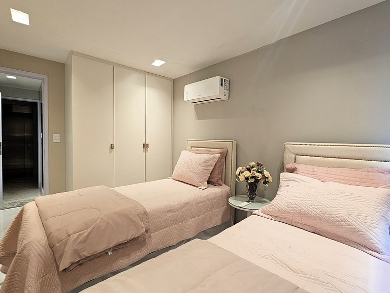 Apartamento Elegante 2 Quartos 50m da Praia