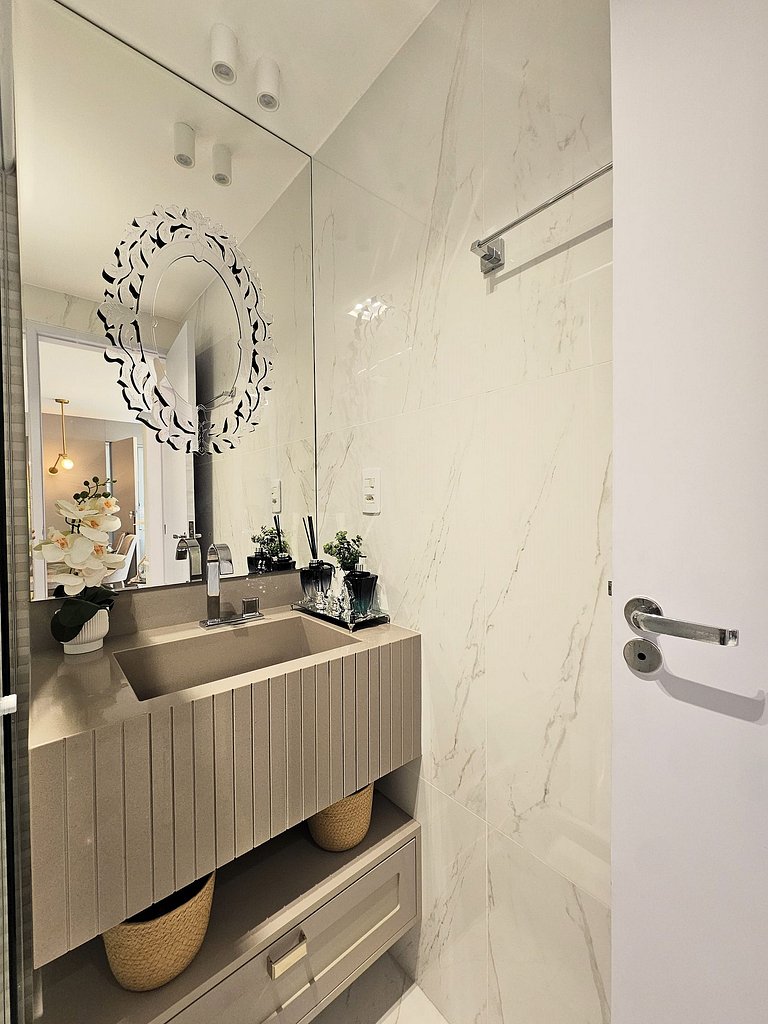 Elegante Apartamento 2 Quartos – 100m da Praia