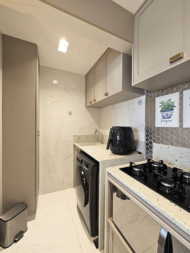 Apartamento Elegante 2 Quartos 50m da Praia