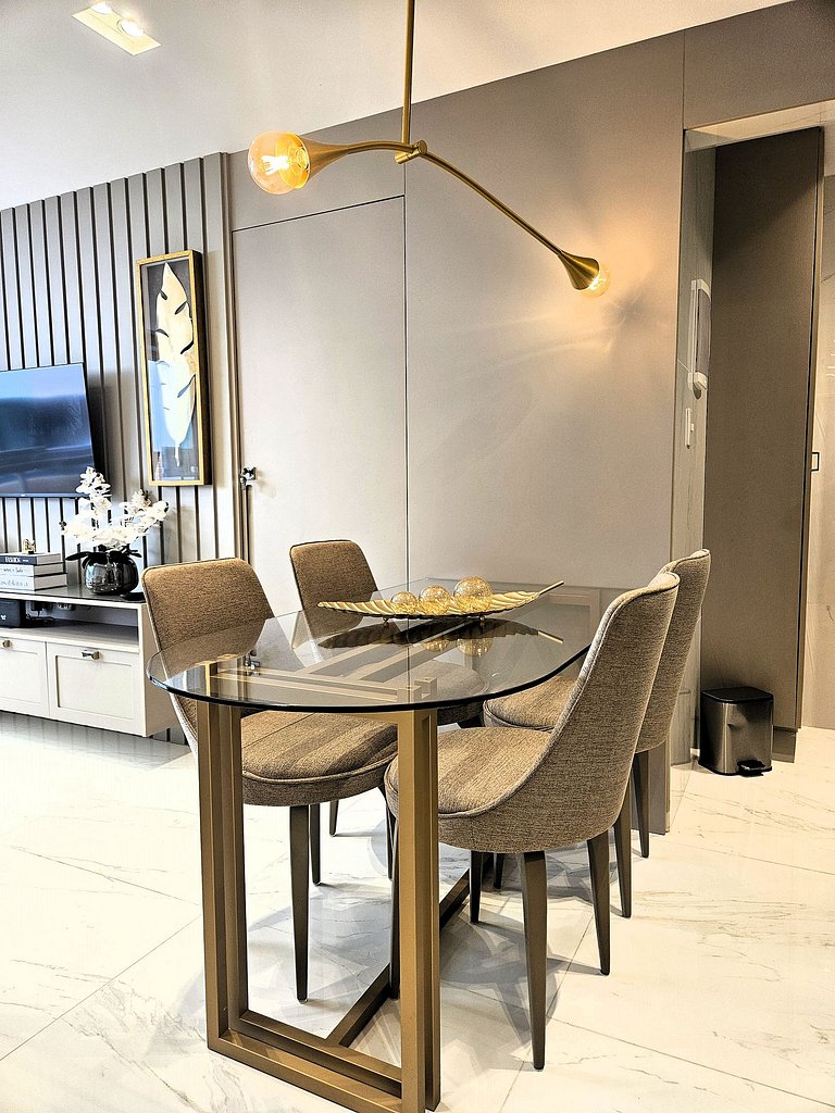 Apartamento Elegante 2 Quartos 50m da Praia