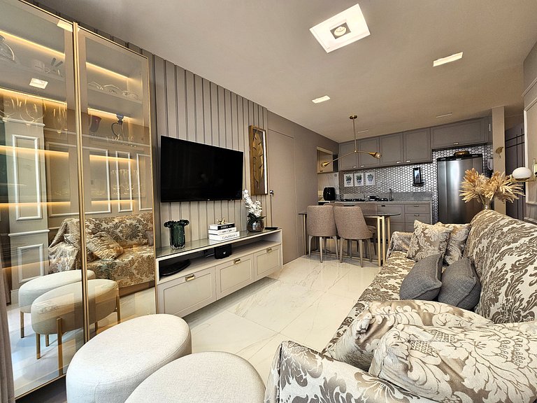 Apartamento Elegante 2 Quartos 50m da Praia