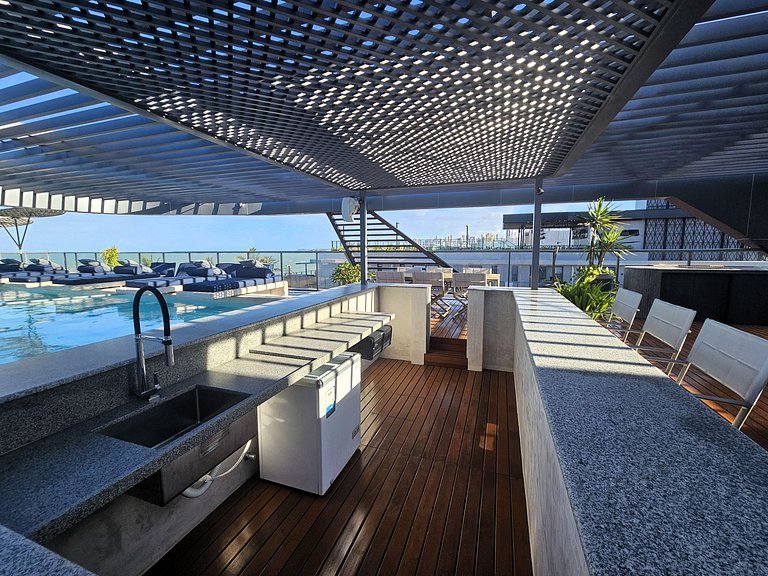 Flat "pé-na-areia" estilo Resort