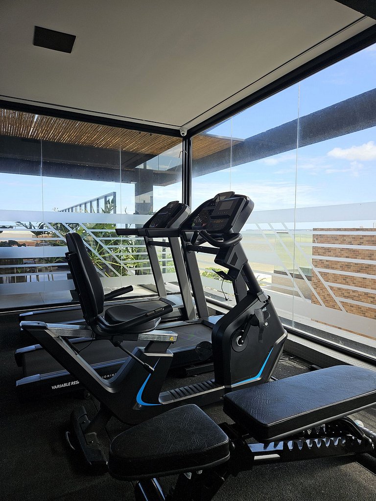 Flat "Pé na areia" com Varanda e Vista Mar