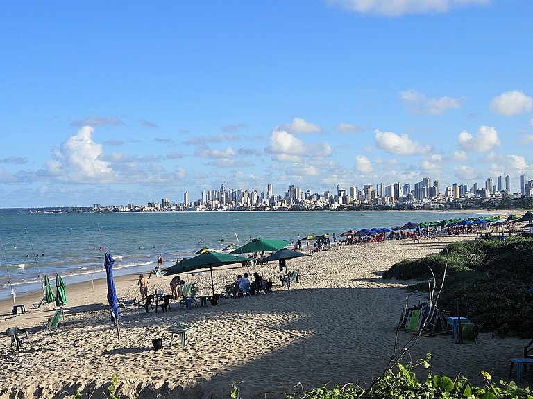 Apartamento 100 metros do Caribessa