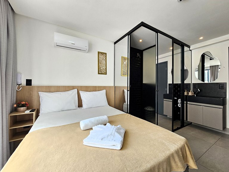 Conforto e Piscina na Cobertura | 50m da Praia