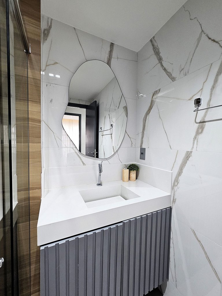 Lindo Apto 2 quartos 100 metros da praia