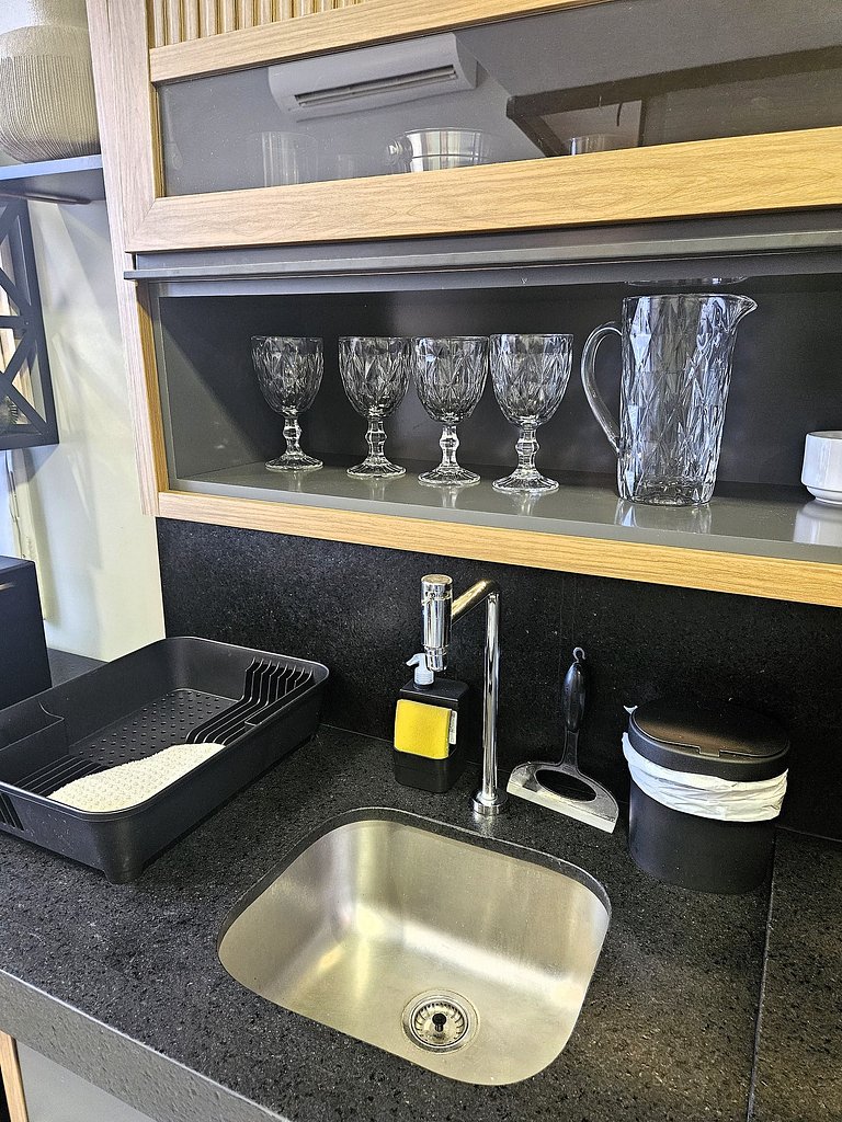 Studio com Varanda e Vista-Mar