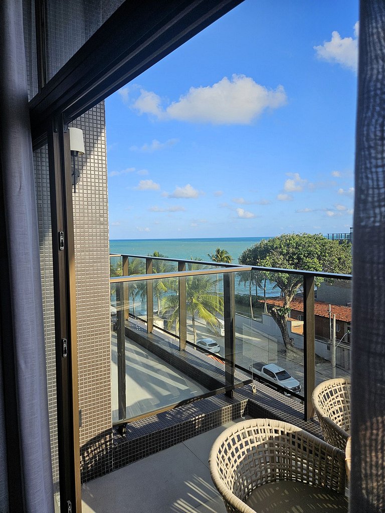 Studio com Varanda e Vista-Mar