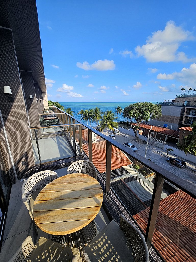 Studio com Varanda e Vista-Mar