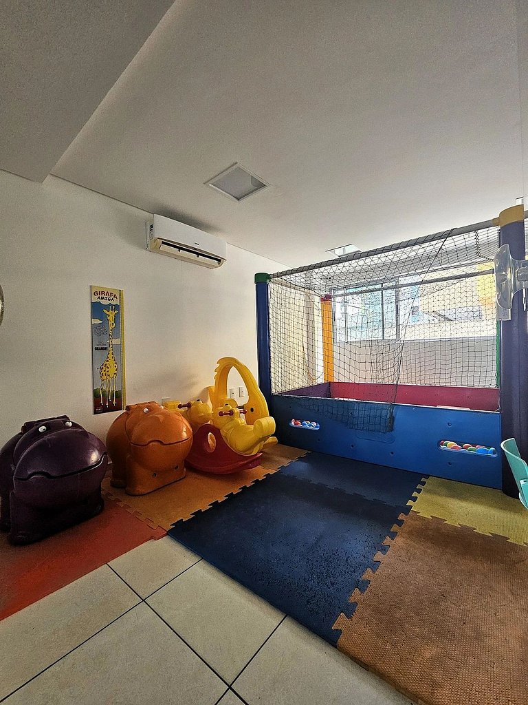 Conforto e tranquilidade a 50m da praia