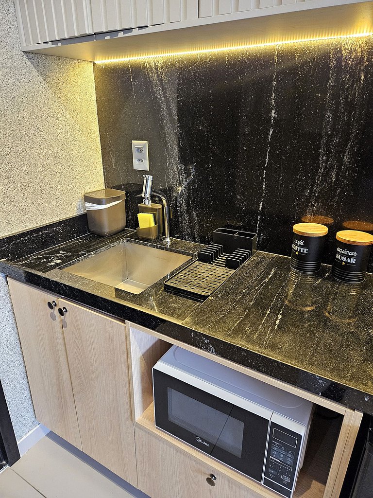 Lindo Studio à Beira Mar com Área Externa