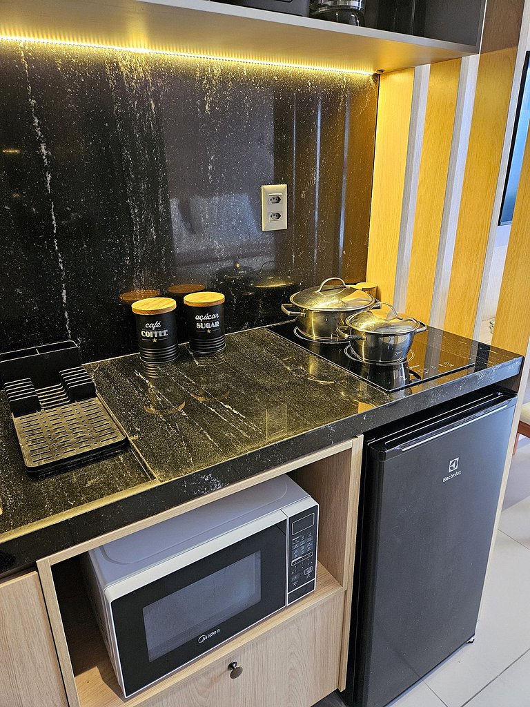 Lindo Studio à Beira Mar com Área Externa